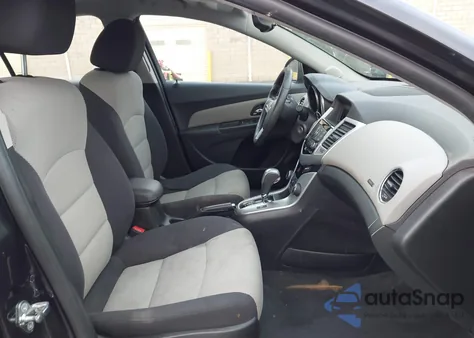 2016 Chevrolet Cruze Limited Ls Auto z USA, uszkodzony, nr VIN 1G1PC5SH7G7176575